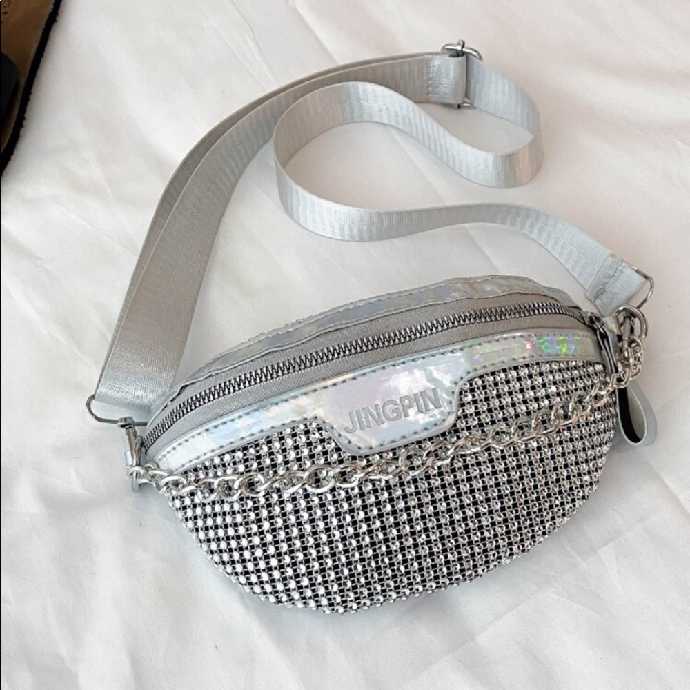 Fashion Rhinestone Fanny Pack 🤍